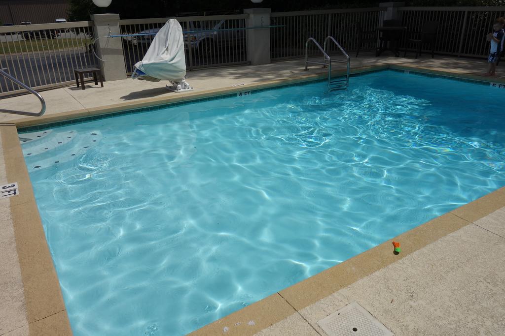 Country Inn & Suites By Radisson, Tuscaloosa, Al المظهر الخارجي الصورة